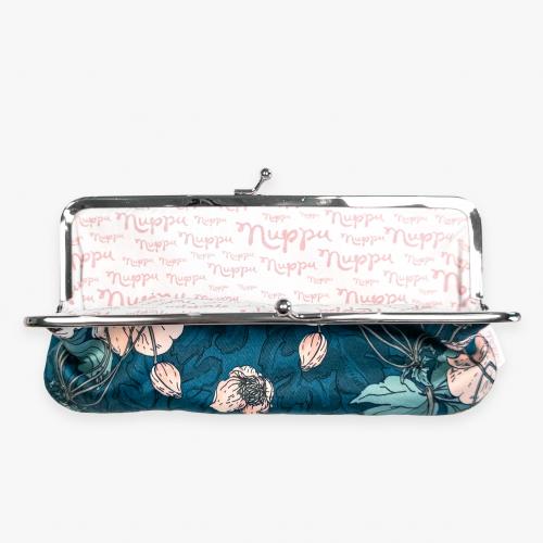 Syysvuokko pencil case, queen of the night